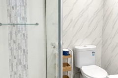 1_BATHROOM