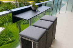 outdoor-table